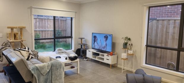 Thornhill Park - Photo 1