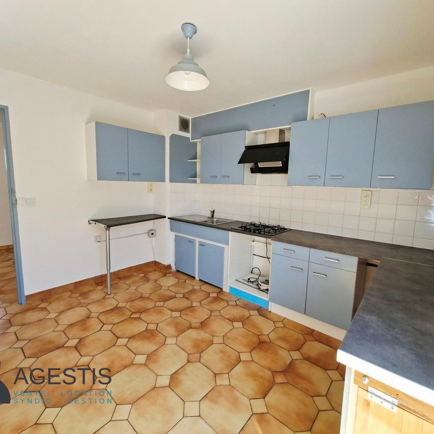 Location Maison 4 pièces 92m² CASTRES 81100 - Photo 1