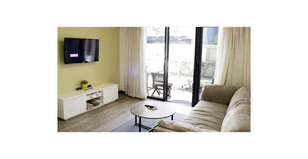 Modern Apartment | Prime Location | Move-in Ready - Photo 1