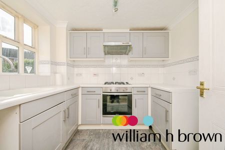 Haddon Park, Colchester - Photo 4