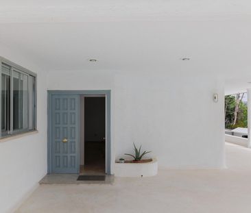 Casa en alquiler en Las Rozas con vistas, piscinas, padel y todas l... - Foto 6