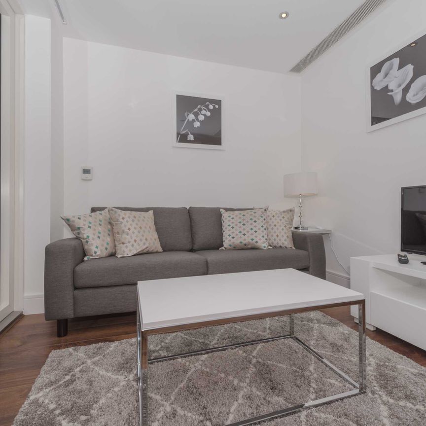Lincoln Plaza, London, E14 9BL - Photo 1