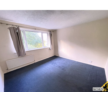 4 bedroom terraced house to rent - Photo 2