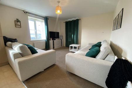 2 bedroom flat to rent - Photo 4