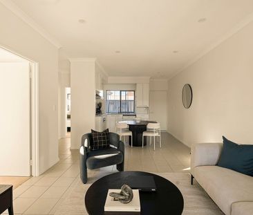 BOUTIQUE LIVING IN THE HEART OF MORLEY - Photo 3