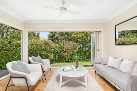 Expansive Family Home in Premier Location - Photo 3