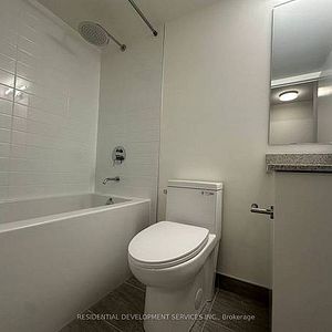 Wilson Ave & Faywood Blvd Beautiful 2Bdrm 2Washroom Near Subway, Hwy - Photo 2