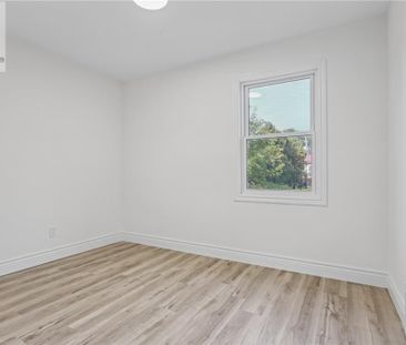 156 EAST 36TH Street Unit# Upper, Hamilton, Ontario, L8V3Z4 - Photo 3
