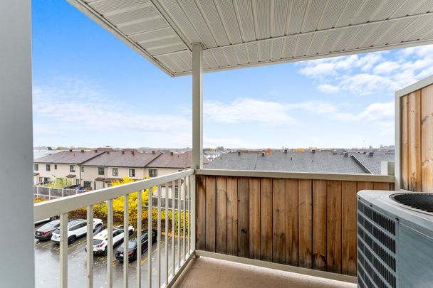 For Lease - 736B Chapman Mills Drive, Barrhaven, Ontario - Photo 1