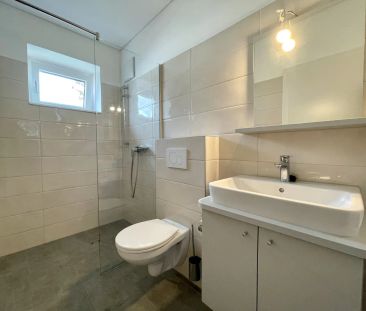 Platzsparend & stilvoll - 1-Zimmer-Dachgeschosswohnung in Lustenau - Photo 5