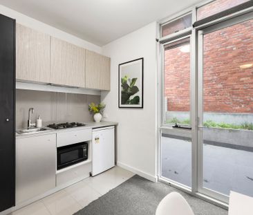 Thinking of selling? Contact our agent - Photo 2