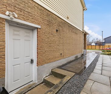 For Lease - 1549 Woodruff Crescent, Pickering, Ontario - Photo 1