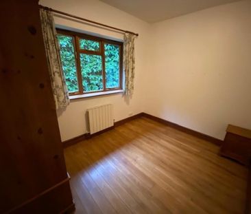 2 bedroom detached bungalow to rent - Photo 2