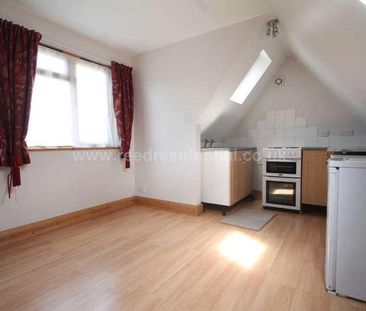 Crowborough Road, Southend On Sea, SS2 - Photo 4