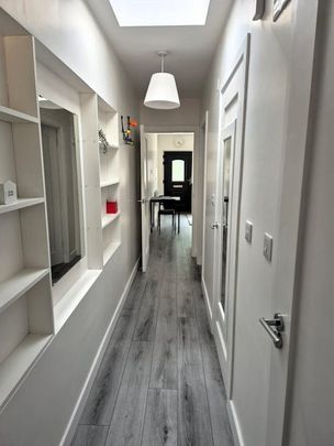 Shanowen Avenue, Dublin - Photo 1