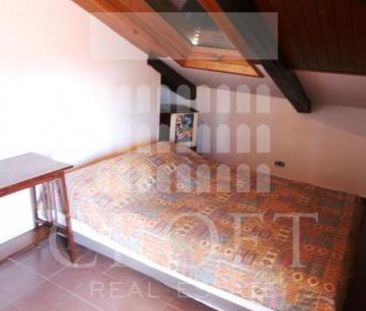 Attic-Aventino: Semi Furnished 2 bedroom, 1 bath, little balcony, p... - Photo 4