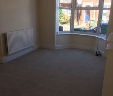 2 Bed Terraced House, Bath Street, SO14 - Photo 1