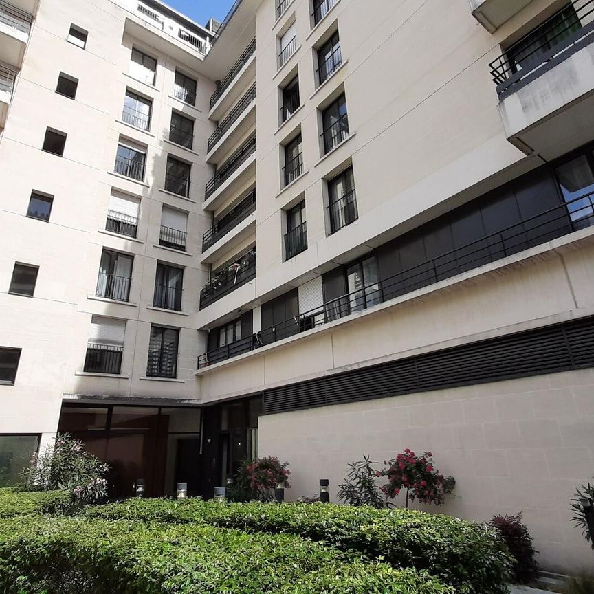 location Appartement T3 DE 64.99m² À BOULOGNE - Photo 2