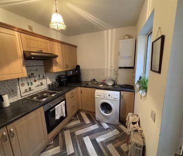 84 Beechmount Street, Falls Road, Belfast, BT12 7NH - Photo 1