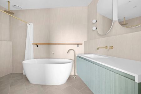 Bay-View Penthouse-Style 2-Bedroom With Panoramic Mordialloc Bay Views - Photo 5