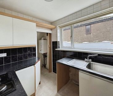 Westcliffe Rise, Cleckheaton, BD19 - Photo 3