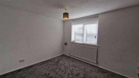 Wingfield Place, Winsford, CW7 - Photo 4