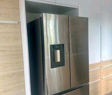 GRAND PPARTEMENT 4 1/2 SUR DEUX ÉTAGES - Photo 3