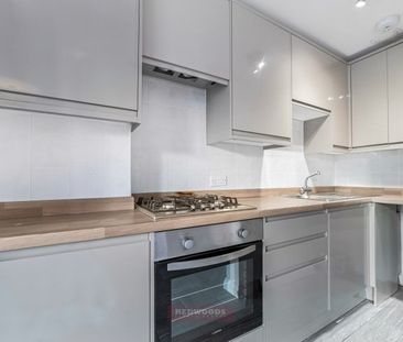 Old Windsor - Photo 5