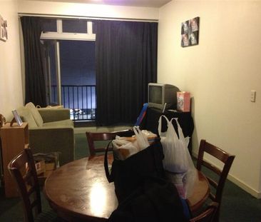 AUCKLAND CENTRAL, 1 BEDROOM - Photo 3