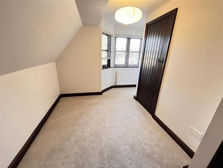 3 bedroom detached house to rent - Photo 4