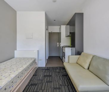 Fully Furnished Studio Apartment - Photo 3