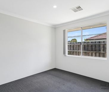 Modern Comfort in a Peaceful Ellenbrook Location - Photo 3