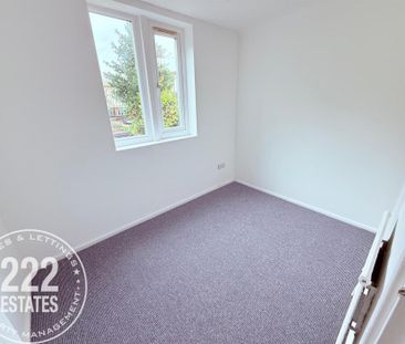 Redshank Lane - Warrington - WA3 - Photo 5