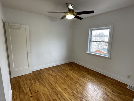 For Lease - 273 SHAKESPEARE Street Unit# 2, Vanier and Kingsview Park, Ontario - Photo 4