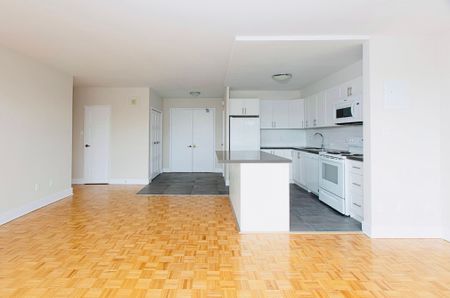 For Lease - 10 Shallmar Boulevard Unit# 701, Toronto, Ontario - Photo 4