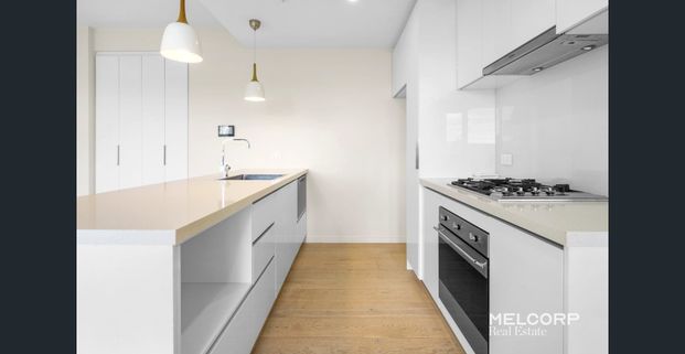 STUNNING TWO BEDROOM APARTMENT – UNFURNISHED - Photo 1