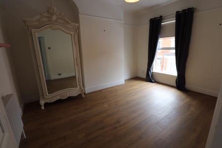 3 bedroom terraced house to rent - Photo 4