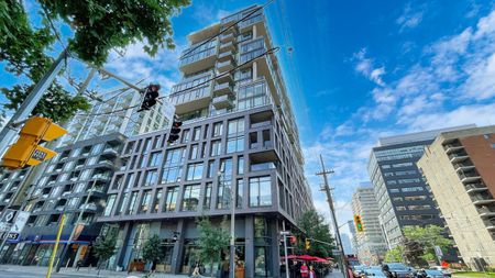 For Lease - 111 Bathurst Street Unit# 1004, Toronto, Ontario - Photo 3