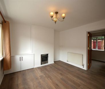 28 Minnowburn Drive, Belvoir Park, - Photo 3
