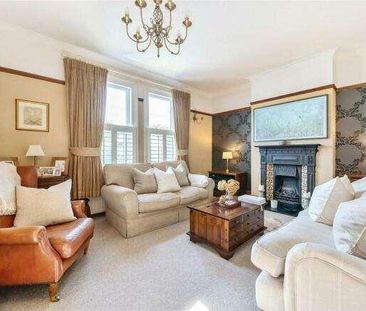 Victoria Road, Barnet, EN4 - Photo 1