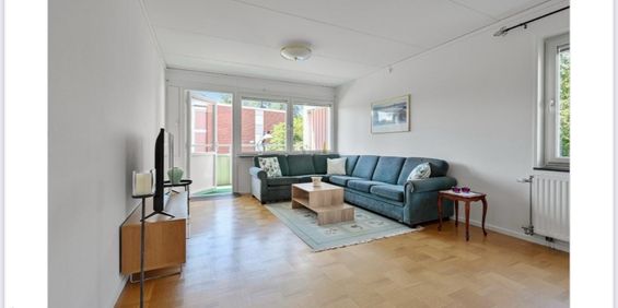 Upplands Väsby - 2rok - 6mån - 16.675kr/mån - Photo 3