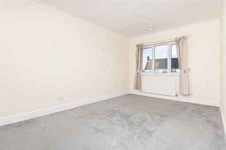 3 bedroom detached house to rent - Photo 5