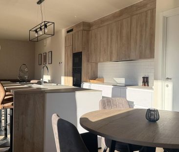 Appartement te huur in Genk voor € 1.150 met 2 slaapkamers - Photo 1