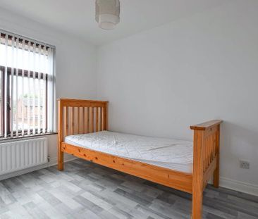 16 Little Georges Street, City Centre, Belfast, BT15 1FY - Photo 6
