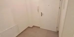 Einzigartige 2 Zimmer Wohnung mit sehr schöner Loggia! - Foto 3