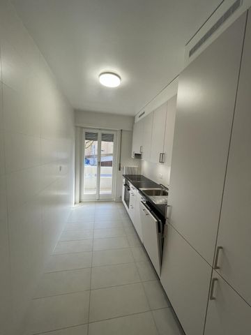 Chemin de la Fauvette 7 à 1012 Lausanne - Charming 3.5 room apartment on the 2nd floor, just a stone's throw from Chailly - Photo 3