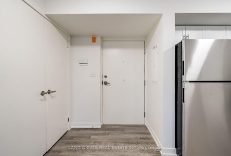 For Lease - 976 Simcoe Street Unit# 401, Oshawa, Ontario - Photo 4