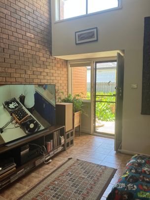 West Footscray - Photo 1