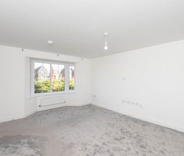 4 bedroom detached house to rent - Photo 2