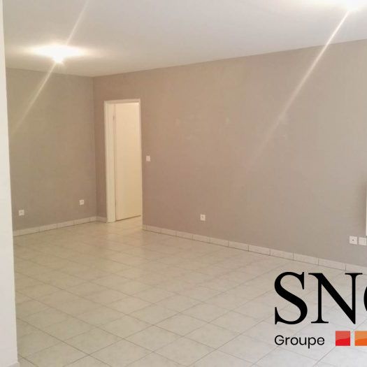 T2 AVEC TERRASSE ET PARKING - Photo 1